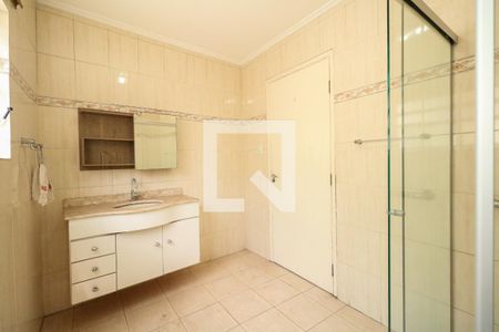 Casa para alugar com 200m², 2 quartos e 2 vagas Casa para alugar com 200m², 2 quartos e 2 vagasBanheiro