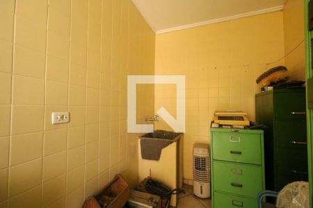 Casa para alugar com 200m², 2 quartos e 2 vagas Casa para alugar com 200m², 2 quartos e 2 vagasÁrea de Serviço