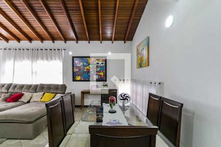 Sala de casa para alugar com 3 quartos, 250m² em Jardim Universo, Mogi das Cruzes