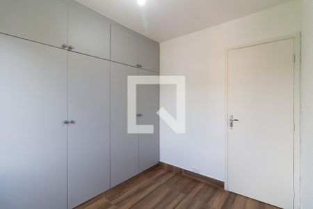 Quarto de apartamento para alugar com 2 quartos, 50m² em Jardim Rizzo, São Paulo