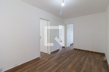 Sala de apartamento para alugar com 2 quartos, 50m² em Jardim Rizzo, São Paulo