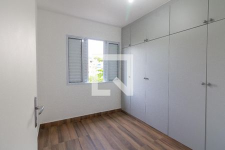 Quarto de apartamento para alugar com 2 quartos, 50m² em Jardim Rizzo, São Paulo