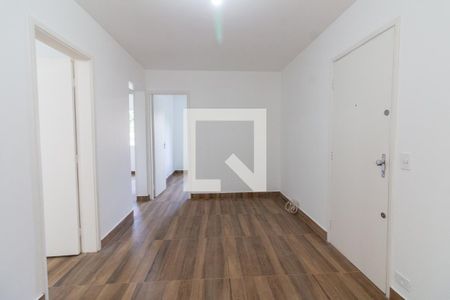 Sala de apartamento para alugar com 2 quartos, 50m² em Jardim Rizzo, São Paulo