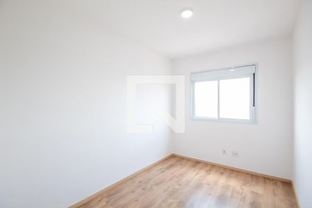 Quarto 2 de apartamento para alugar com 2 quartos, 45m² em Helena Maria, Osasco