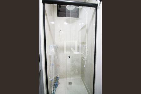 Casa à venda com 250m², 4 quartos e 3 vagas Casa à venda com 250m², 4 quartos e 3 vagasBanheiro de serviço