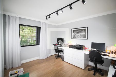 Casa à venda com 250m², 4 quartos e 3 vagas Casa à venda com 250m², 4 quartos e 3 vagasQuarto 1