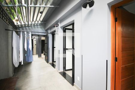 Casa à venda com 250m², 4 quartos e 3 vagas Casa à venda com 250m², 4 quartos e 3 vagasQuintal