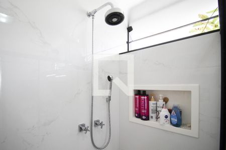 Casa à venda com 250m², 4 quartos e 3 vagas Casa à venda com 250m², 4 quartos e 3 vagasBanheiro da Suíte 1