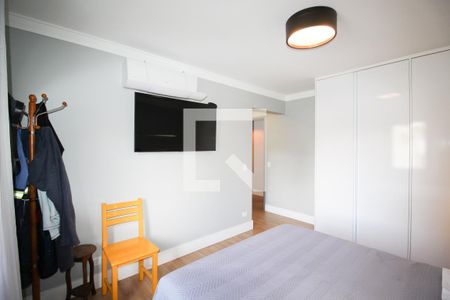 Casa à venda com 250m², 4 quartos e 3 vagas Casa à venda com 250m², 4 quartos e 3 vagasSuíte 2