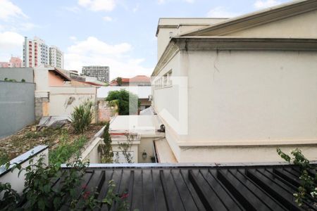 Casa à venda com 250m², 4 quartos e 3 vagas Casa à venda com 250m², 4 quartos e 3 vagasVista