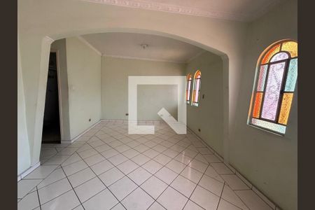 Foto 02 de casa à venda com 3 quartos, 200m² em Vila Guiomar, Santo André