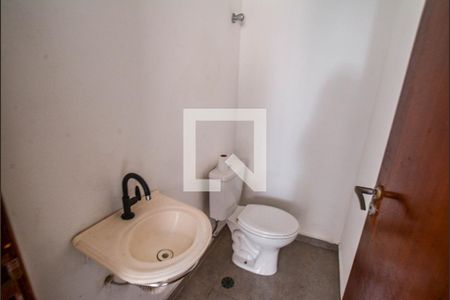 Lavabo de casa à venda com 4 quartos, 224m² em Vila Humaita, Santo André