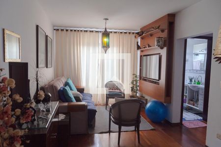 Apartamento à venda com 75m², 2 quartos e 1 vagaSala