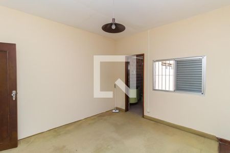 Quarto 2 de casa para alugar com 2 quartos, 80m² em Vila São José, São Paulo