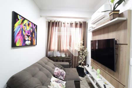 Sala de apartamento para alugar com 2 quartos, 45m² em Santa Mônica, Uberlândia