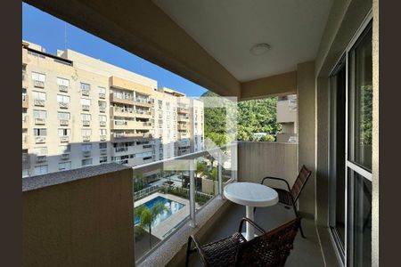 Varanda de apartamento para alugar com 2 quartos, 67m² em Recreio dos Bandeirantes, Rio de Janeiro