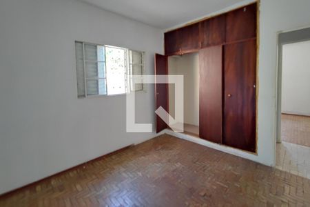 Casa à venda com 100m², 3 quartos e 2 vagas Casa à venda com 100m², 3 quartos e 2 vagasQuarto 3