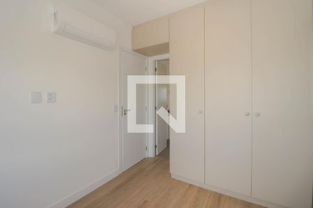 Quarto de apartamento para alugar com 1 quarto, 45m² em Rio Branco, Porto Alegre