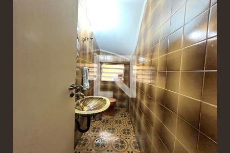 Lavabo de casa à venda com 5 quartos, 134m² em Jardim Prudência, São Paulo