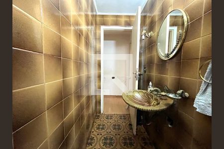 Lavabo de casa à venda com 5 quartos, 134m² em Jardim Prudência, São Paulo