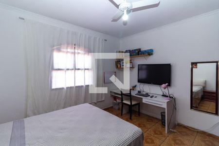 Quarto 1 de casa à venda com 4 quartos, 231m² em Vila Ivone, São Paulo