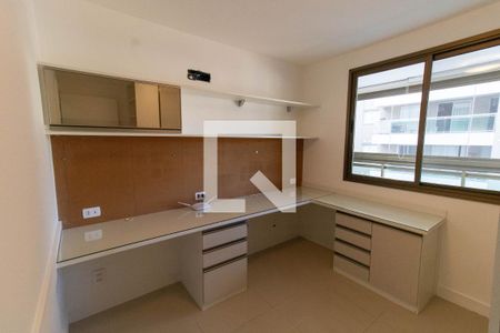 Quarto de apartamento à venda com 3 quartos, 119m² em Santa Rosa, Niterói