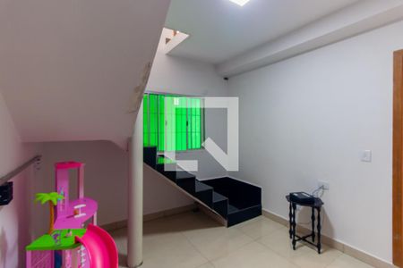 Hall de casa à venda com 4 quartos, 90m² em Vila Sapopemba, São Paulo