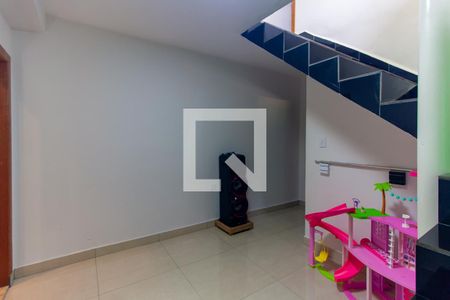 Hall de casa à venda com 4 quartos, 90m² em Vila Sapopemba, São Paulo