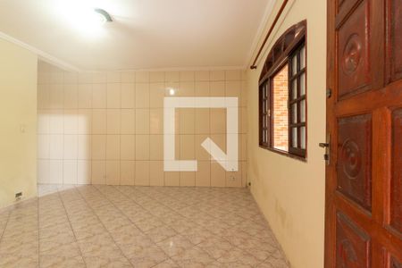 Sala de casa para alugar com 4 quartos, 200m² em Jardim Monte Santo, Cotia