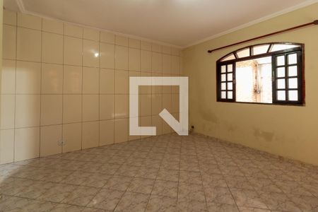 Sala de casa para alugar com 4 quartos, 200m² em Jardim Monte Santo, Cotia