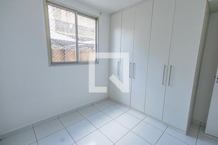 Quarto 2 de apartamento para alugar com 2 quartos, 60m² em Planalto, Belo Horizonte