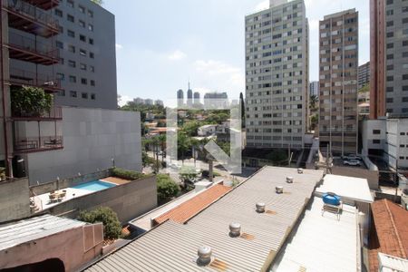 Varanda de kitnet/studio à venda com 1 quarto, 20m² em Jardim das Bandeiras, São Paulo