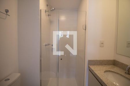 Banheiro da Suíte de apartamento à venda com 1 quarto, 40m² em Jardim das Bandeiras, São Paulo