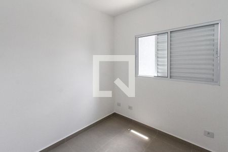 Quarto de apartamento para alugar com 2 quartos, 38m² em Vila Antonieta, São Paulo