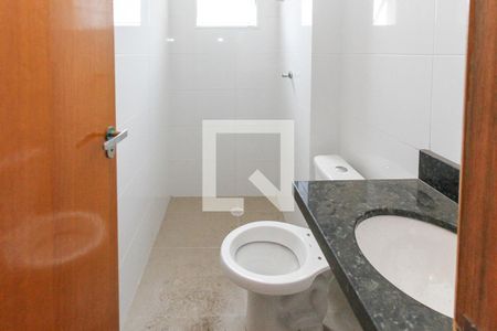 Banheiro de apartamento para alugar com 2 quartos, 38m² em Vila Antonieta, São Paulo