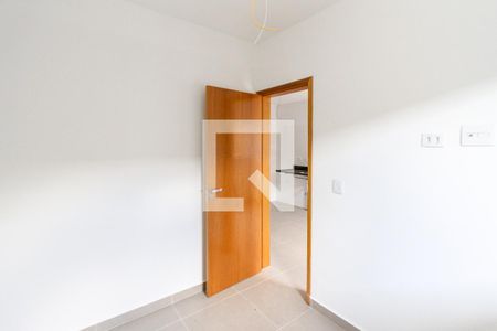 Quarto de apartamento para alugar com 2 quartos, 38m² em Vila Antonieta, São Paulo