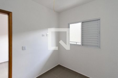 Quarto de apartamento para alugar com 2 quartos, 38m² em Vila Antonieta, São Paulo