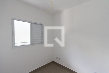 Quarto de apartamento para alugar com 2 quartos, 38m² em Vila Antonieta, São Paulo