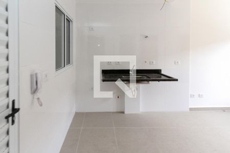 Cozinha de apartamento para alugar com 2 quartos, 38m² em Vila Antonieta, São Paulo