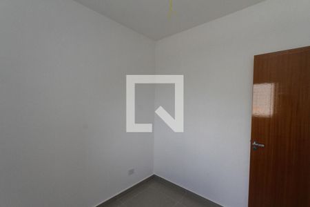 Quarto de apartamento para alugar com 2 quartos, 38m² em Vila Antonieta, São Paulo