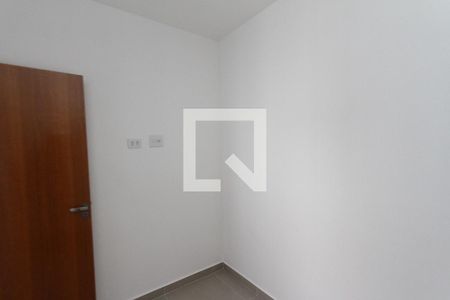 Quarto 02 de apartamento para alugar com 2 quartos, 38m² em Vila Antonieta, São Paulo