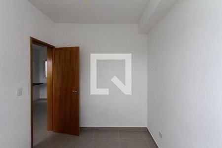 Quarto de apartamento para alugar com 2 quartos, 40m² em Vila Antonieta, São Paulo