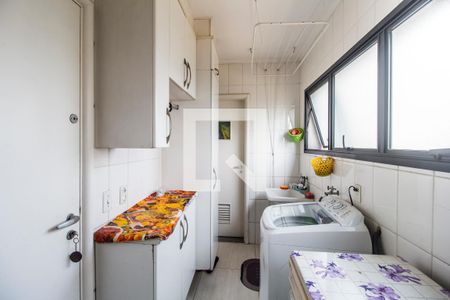 Apartamento à venda com 202m², 4 quartos e 3 vagas Apartamento à venda com 202m², 4 quartos e 3 vagasÁrea de Serviço