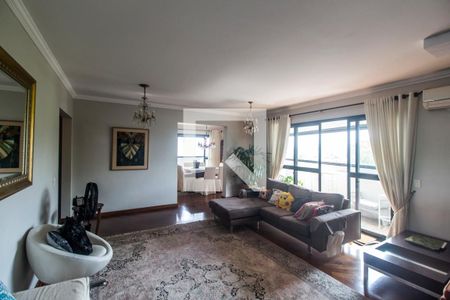 Apartamento à venda com 202m², 4 quartos e 3 vagasSala de TV