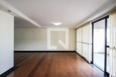 Sala 1 de apartamento para alugar com 5 quartos, 400m² em Centro, Nova Iguaçu