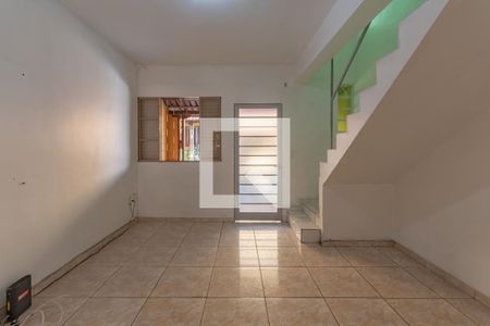 Sala  de casa de condomínio à venda com 2 quartos, 75m² em Vila Cloris, Belo Horizonte