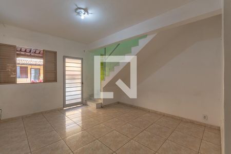 Sala  de casa de condomínio à venda com 2 quartos, 75m² em Vila Cloris, Belo Horizonte