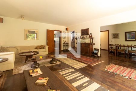 Sala de casa para alugar com 5 quartos, 490m² em Gramado, Cotia