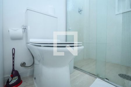 Banheiro da Suite de apartamento para alugar com 2 quartos, 40m² em Vila Andrade, São Paulo