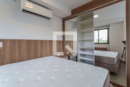 Quarto de apartamento à venda com 1 quarto, 61m² em Indianópolis, São Paulo